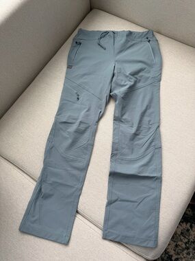 MEC Blue Cargo Hiking Pants Women’s Size M (12) Lightweight Outdoor